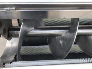 Máquina Industrial Comercial Automática de Lavado y Pelado con Rodillo de Cepillo para Batata, Yuca, Jengibre, Taro y Zanahoria - Product Image 3