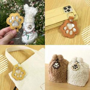Llavero con Forma de Pata y Logotipo Personalizado, Estuche para Guardar Cabello de Mascotas, Bolsa de Cuero PU para Guardar Pelo de Perro o Gato, Caja de Recuerdos - Product Image 4