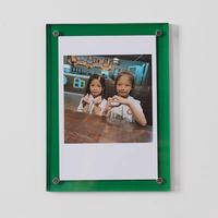 Cadre magnétique en acrylique pour affichage Polaroid en plastique coloré, avec couleur et épaisseur personnalisables pour la décoration de la maison