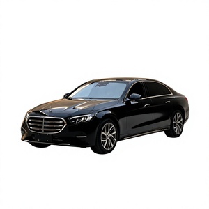 <span class=keywords><strong>Mercedes</strong></span> E300L 2026 con Vernice Originale, 2.0T 48V Automatico, 1.200 km di Chilometraggio - Product Image 2