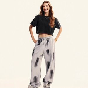T-shirt Crop Top <span class=keywords><strong>Oversize</strong></span> Personalizzata 230gsm, Vestibilità Casual, Lavaggio Acido, per Uomo e <span class=keywords><strong>Donna</strong></span> - Product Image 4