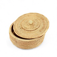Boîte de rangement multifonctionnelle en rotin de style bohème, fabriquée à la main, avec un motif tissé naturel, pour le rangement à domicile et la décoration intérieure
