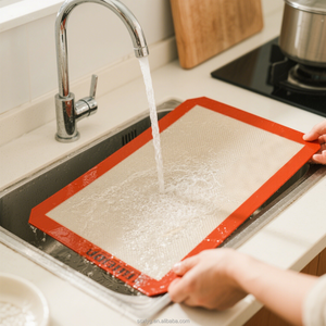 Tapis <span class=keywords><strong>de</strong></span> pétrissage <span class=keywords><strong>de</strong></span> cuisson et <span class=keywords><strong>de</strong></span> pâtisserie XR Premium 30x40cm <span class=keywords><strong>feuille</strong></span> <span class=keywords><strong>de</strong></span> tapis <span class=keywords><strong>de</strong></span> cuisson en silicone réutilisable <span class=keywords><strong>de</strong></span> qualité alimentaire antiadhésive résistant à la chaleur pour four - Product Image 6