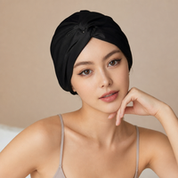 Topi tidur berbahan 100% sutra ini anti kusut, lembut, nyaman, dan ramah di rambut serta kulit Anda.