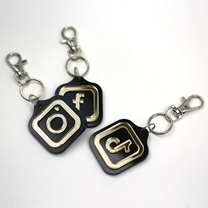 Étiquette RFID en acrylique doré 13,56 MHz avec code QR réinscriptible, porte-clés NFC professionnel en acrylique - Product Image 6