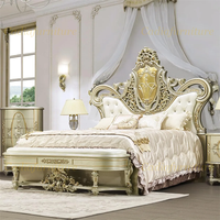 Ensembles de meubles de chambre à coucher de luxe à la française Meubles de lit Queen et King sculptés à la main Meubles de chambre à coucher en bois