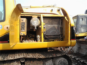 Modèle presque neuf, haute qualité, excavatrice Caterpillar 320CL d'origine japonaise d'occasion en stock en vente, CAT320 20 tonnes d'occasion - Product Image 3