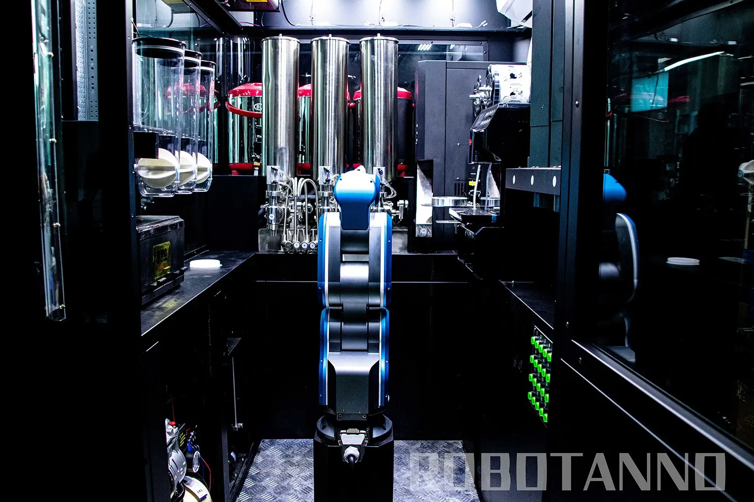 6 Dof Robotics Bubble Tea Vending Machine Vending Machine with Robotic Arm