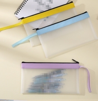 Vente en gros d'étui à crayons transparent de grande capacité pour étudiantes sac de papeterie scolaire à fermeture éclair sac de rangement pour pinceaux de maquillage