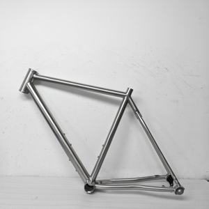 Cadre de vélo de gravier en titane <span class=keywords><strong>700C</strong></span> le plus récent avec conception à montage plat - Product Image 6
