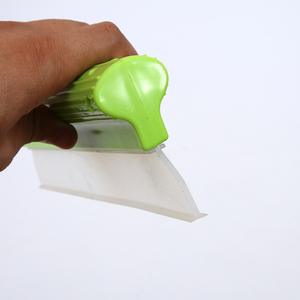 <span class=keywords><strong>Lame</strong></span> de raclette pratique pour essuie-glace à <span class=keywords><strong>eau</strong></span> de séchage de voiture en silicone super doux flexible anti-rayures - Product Image 4