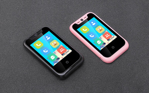 Q07 <span class=keywords><strong>Mini</strong></span> Trẻ Em Điện Thoại 2.8 Inch Màn Hình Cảm Ứng GPS 4G LTE Dễ Thương Phim Hoạt Hình Thiết Kế Điện Thoại Di Động Sim Thẻ Cho Tây Ban Nha Nói Tiếng Pháp - Product Image 5