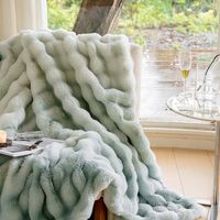 Selimut Bulu Imitasi Lembut Mewah, Selimut Tebal Hangat Nyaman untuk Sofa Tempat Tidur Rumah, Tekstil Rumah Tangga