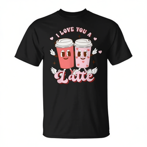 Camiseta Retro Groovy de San Valentín para Amantes del Café con la Frase 'I Love You Latte', Artículo Promocional - Product Image 2