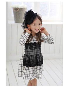 ชุดแต่งงานผู้หญิงแฟชั่นแขนยาวลายสก็อตหรือลายจุดประดับลูกไม้ ราคาสุดคุ้ม - Product Image 4