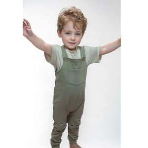 Eco-vriendelijke biologische katoenen French Terry baby- en peuterbroekjes voor meisjes en jongens, kinderbroekjes met bretels - Product Image 3