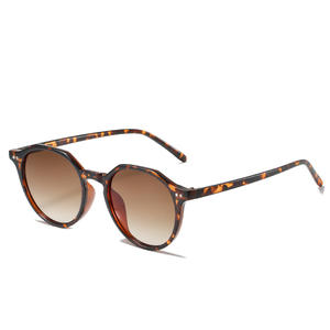ADE WU XH3108 lunettes <span class=keywords><strong>De</strong></span> soleil rondes rétro femmes hommes Rivet surdimensionné conduite nuances Vintage lunettes <span class=keywords><strong>De</strong></span> soleil UV400 Gafas <span class=keywords><strong>De</strong></span> Sol - Product Image 2