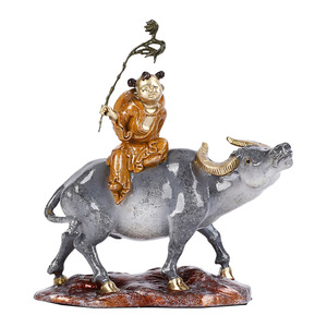 Figura Decorativa Hecha a Mano de Niño Pastor Montando una Vaca, Decoración para el Hogar u Oficina, Regalo - Product Image 4