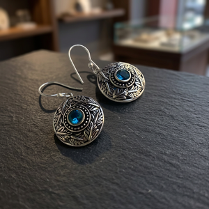 Pendientes de Plata Alemana con Circonita de Calidad AAA, Estilo Minimalista, Regalo para Fiestas, Joyería para Mujeres y Unisex - Product Image 3