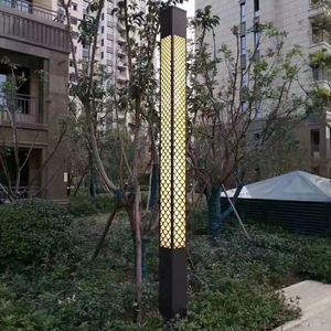 Energy Saving Solar Powered LED Iron Galvanized Outdoor Pillar Lamp For Eco-Friendly Village & Park Public Spaces