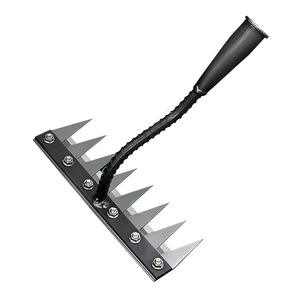 Râteau de jardinage en acier au manganèse à 5/6/7/<span class=keywords><strong>8</strong></span> <span class=keywords><strong>dents</strong></span>, houe agricole à paille, outil multi-usage pour le déchaumage et le desserrage du sol - Product Image 1