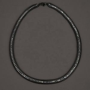 Venta Directa de Fábrica: Collar de Moda con Colgante de Tenis y Cadena de Tenis de Moissanita de 3 Capas, Bañado en Plata Negra - Product Image 3