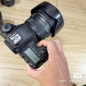 Kit USD930 = USD532 EOS 6D2 <span class=keywords><strong>6D</strong></span> <span class=keywords><strong>mark</strong></span> <span class=keywords><strong>2</strong></span> + USD398 objectif 24-70mm F4 Canons Appareil photo numérique reflex numérique d'occasion original avec objectif - Product Image 4