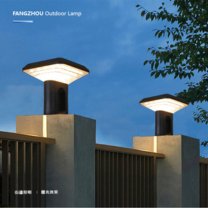 Lampe de poteau extérieure Fangzhou en aluminium moulé sous pression, étanche, à LED, pour l'éclairage des portails de villas - Product Image 1