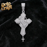 Pendentif de prière style hip-hop, plaqué cuivre, en or véritable, serti de zircon de qualité 5A et entièrement orné de diamants, style hip-hop unisexe.