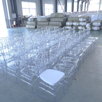 Chaise Chiavari Transparente en Cristal Acrylique Napoléon pour Banquet d'Hôtel, Vente en Gros pour Événements