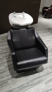 Sillón de Peluquería con Lavacabezas de Diseño Moderno 2026, en Cuero PU, con Características Ergonómicas Duraderas para Salones de Belleza y Barberías - Product Image 3