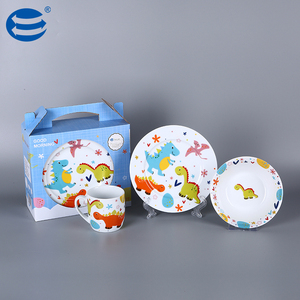 <span class=keywords><strong>Vente</strong></span> chaude Ensemble <span class=keywords><strong>de</strong></span> vaisselle en <span class=keywords><strong>porcelaine</strong></span> pour enfants au design mignon d'animaux <span class=keywords><strong>de</strong></span> dessin animé, sans danger pour le contact alimentaire, avec emballage en boîte <span class=keywords><strong>de</strong></span> couleur - Product Image 1