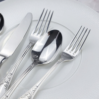 Vente en gros d'ensembles de couteaux, fourchettes et cuillères en acier inoxydable de haute qualité pour la salle à manger, en stock
