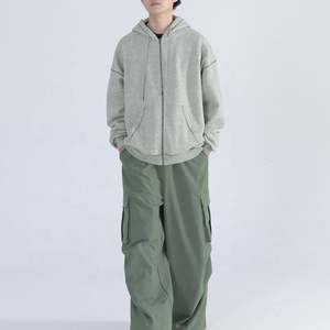 Sweat à capuche zippé 100% coton personnalisé 450 Gsm sweat-shirt en éponge française avec col à capuche à motif solide pour la saison d'hiver - Product Image 4