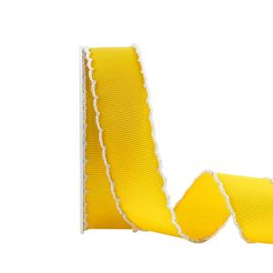 شريط جروجران مزدوج الوجه من البوليستر 100٪ بعرض 1.5 بوصة، أبيض مع حواف مطرزة، عالي المتانة ومنسوج بتقنية مونستيتش، مثالي لصنع فيونكات الشعر - Product Image 5