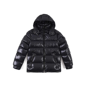 Chaqueta Estilo Canadiense MAYA, la Más Vendida de MON, Apta para Hombres y Mujeres, Cortavientos con Cremallera, Estilo Outdoor, Talla 1:1, Alta Calidad - Product Image 5