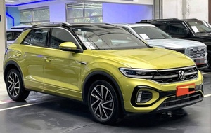 Volkswagen T-Roc 2023 1.5TSI 300TSI 2WD Edición Starlight, Automático, Amarillo, Pintura Original, Auto Usado - Product Image 3