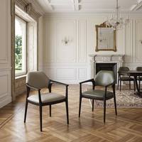 Chaise de salle à manger minimaliste italienne en cuir PU véritable avec pieds en bois pour restaurant, hôtel, villa
