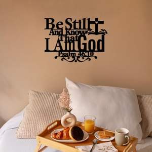Arte Metálico Cristiano para Pared - Sírte tranquilo y sé que yo soy <span class=keywords><strong>Dios</strong></span> (<span class=keywords><strong>Salmo</strong></span> 46:10) - Decoración Inspiradora con Versículo Bíblico para el Hogar, Cocina, Dormitorio - Product Image 3