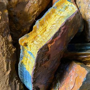 Di alta qualità grezza blu occhio di <span class=keywords><strong>tigre</strong></span> pietra blu naturale occhio di <span class=keywords><strong>tigre</strong></span> pietre ruvide più dimensioni per la vendita - Product Image 6