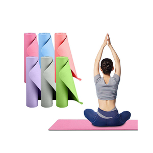 Tapis de yoga pratique conçu pour l'entraînement physique, les étirements et les séances de pratique confortables - Product Image 5