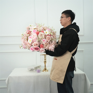 Boules de fleurs artificielles faites à la main pour centre de table de mariage, roses artificielles pour décoration de mariage - Product Image 3