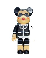 PVC Vinylaction Figure Jouets Bearbrick OEM ODM Argent Grand Art Moderne Dessin Animé Résine Ours Brique Statue Modèle Bearbrick Fibre De Verre
