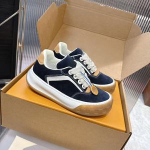 Chaussures de marche et de skate de luxe pour hommes, de haute qualité, à lacets, avec empeigne en mesh et tissu - Product Image 4