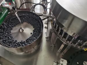 Ligne de production de machine de tube de prélèvement sanguin d'EDTA Vacutainer faisant la machine pour le test de toutine de sang avec 20 ans d'expérience - Product Image 2