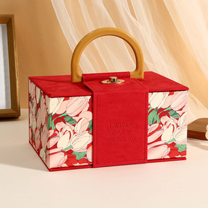 Dossiers en carton faits à la main de haute qualité boîte d'emballage Portable en flanelle tulipe pour la présentation de cadeaux de bonbons de <span class=keywords><strong>mariage</strong></span> <span class=keywords><strong>et</strong></span> d'anniversaire - Product Image 5