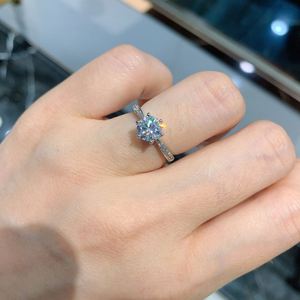 Joyería de Moda Minimalista, Anillos y Aretes de Cobre Ecológico con Circonita Cúbica Simulada, para Uso Diario Moderno - Product Image 3