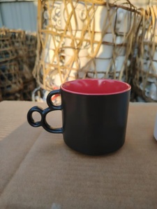 Taza de cerámica de 420ml de dos colores con esmalte de <span class=keywords><strong>Mickey</strong></span> con pajita, taza de café por sublimación desechable, uso doméstico <span class=keywords><strong>para</strong></span> acampar, diseño de patrón recto - Product Image 6