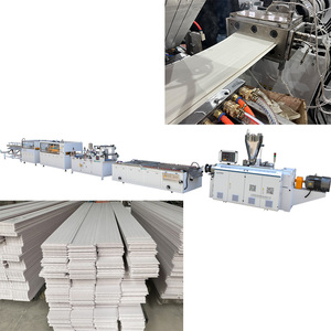 Trung Quốc 200mm 250mm chiều rộng tự động PVC Trần Tường Bảng điều khiển sản xuất máy/600mm trong nhà nhựa Trần Bảng điều khiển đùn dòng - Product Image 4