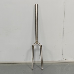 Convient aux vélos à <span class=keywords><strong>fourche</strong></span> avant de <span class=keywords><strong>20</strong></span> <span class=keywords><strong>pouces</strong></span> Vélos électriques Vélos de montagne Fourches avant en acier au chrome-molybdène - Product Image 4